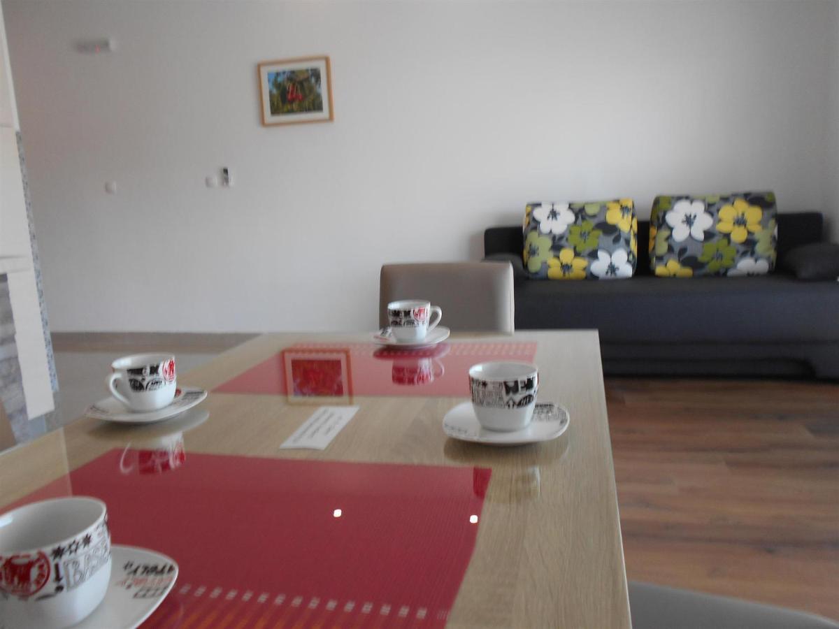 Apartment Cherry Каштела Экстерьер фото