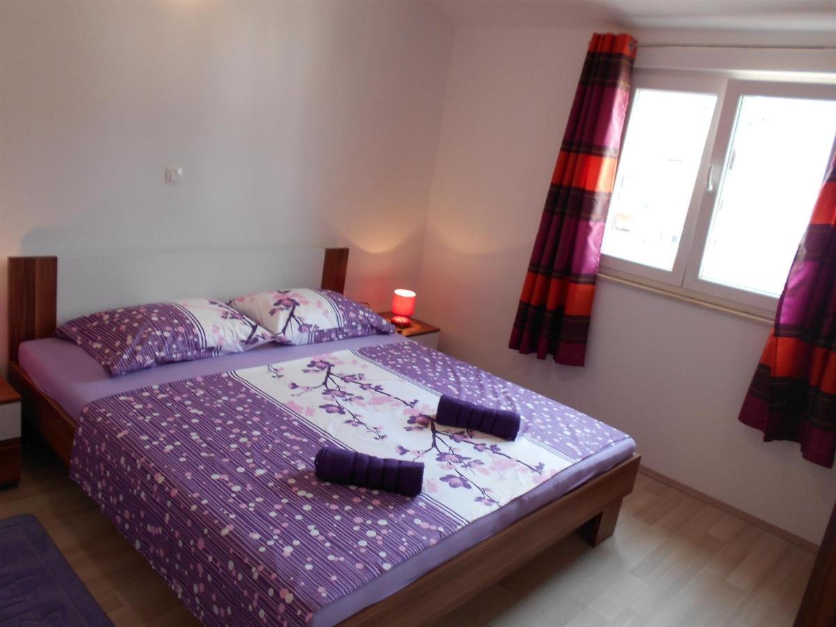Apartment Cherry Каштела Экстерьер фото