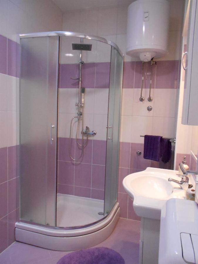 Apartment Cherry Каштела Экстерьер фото
